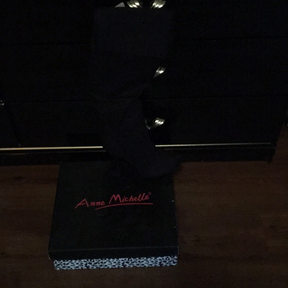 Boots - Picture 2 of 3